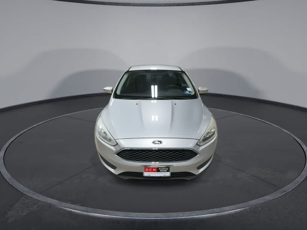 Thumbnail: 2016 Ford Focus - 3