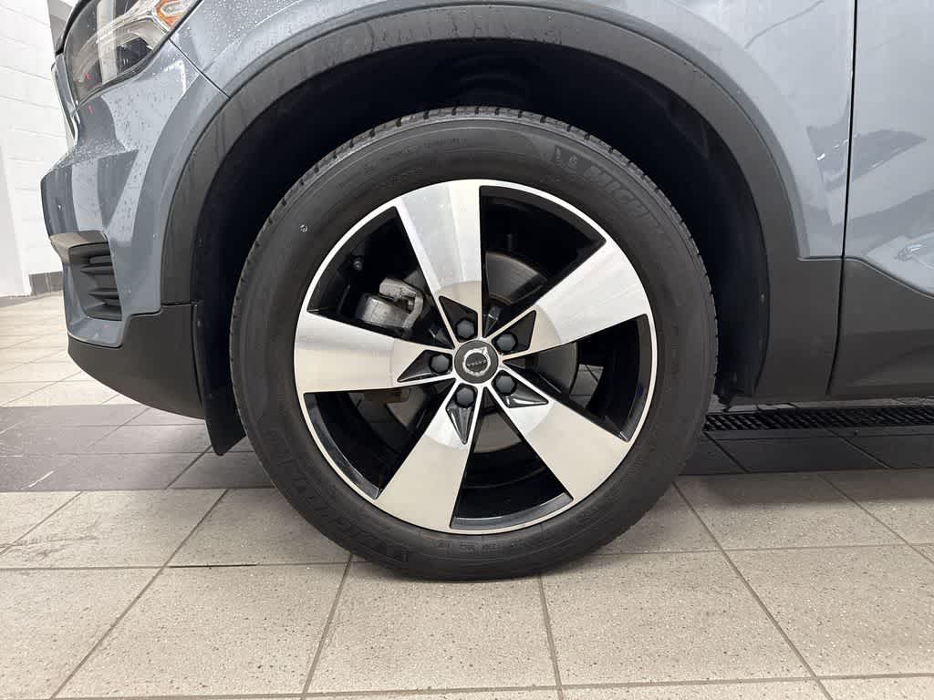 Thumbnail: 2020 Volvo XC40 - 10