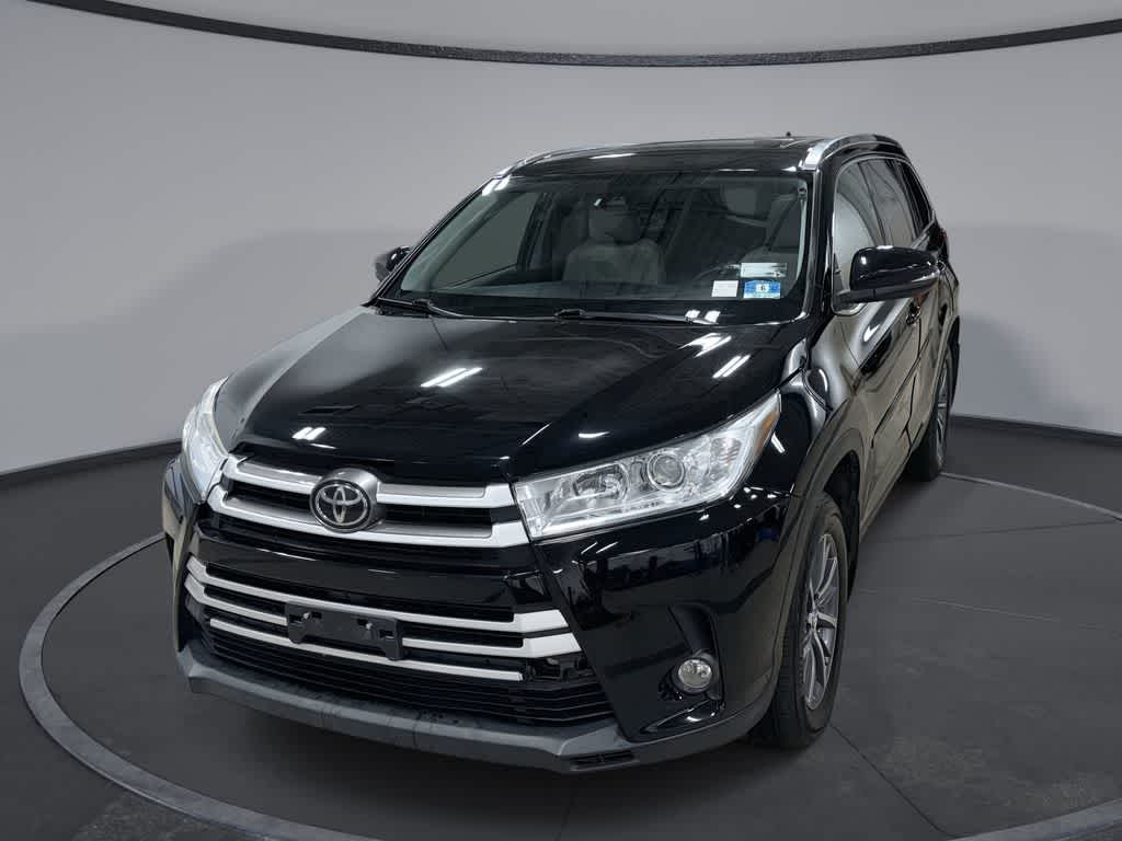Thumbnail: 2019 Toyota Highlander - 1