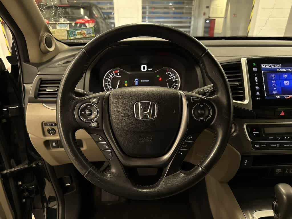 Thumbnail: 2016 Honda Pilot - 19