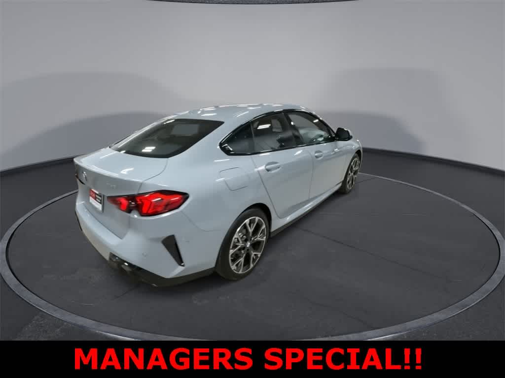 Thumbnail: 2025 BMW 2 Series - 8