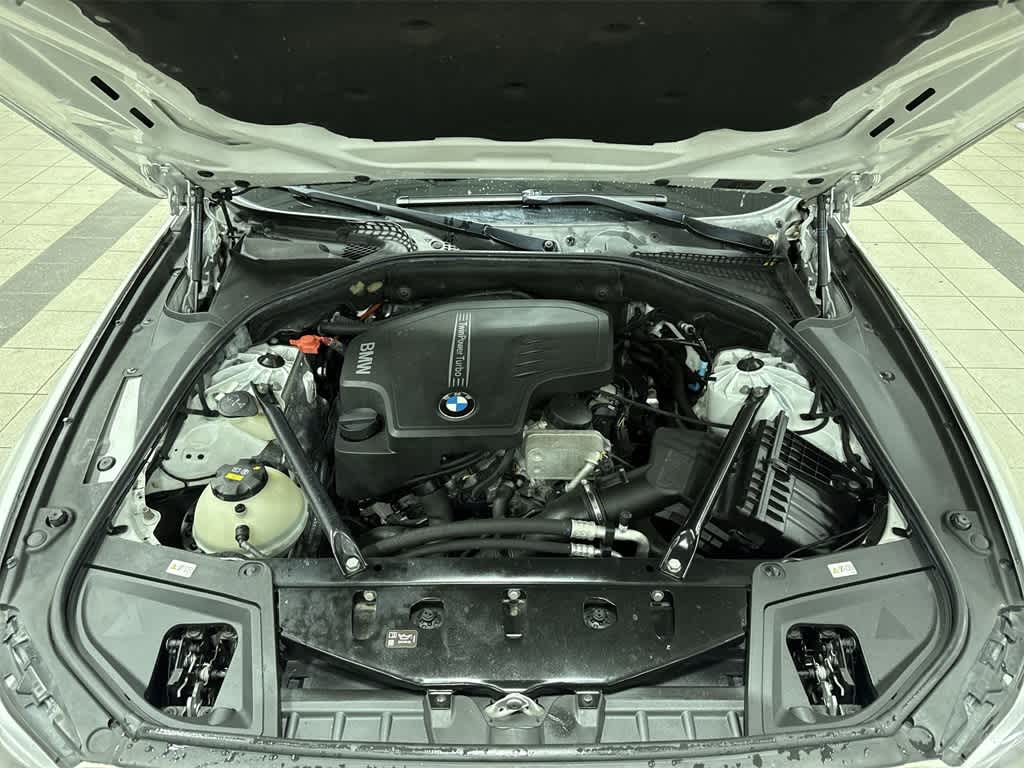 Thumbnail: 2016 BMW 5 Series - 12