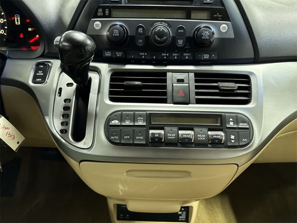 Thumbnail: 2008 Honda Odyssey - 21