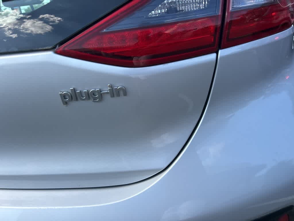 Thumbnail: 2019 Hyundai Ioniq - 8
