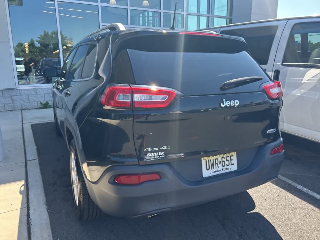 Thumbnail: 2016 Jeep Cherokee - 6