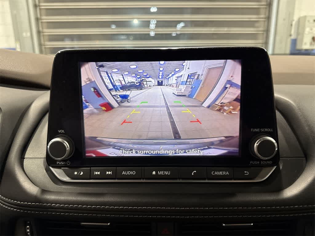 Thumbnail: 2023 Nissan Rogue - 24