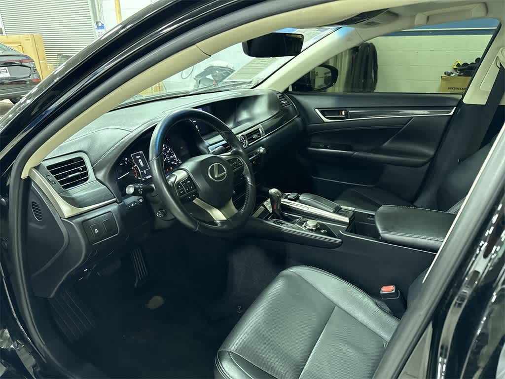 Thumbnail: 2016 Lexus GS - 29