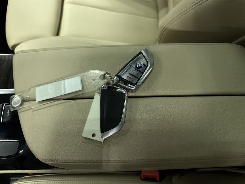 Thumbnail: 2019 BMW 5 Series - 34