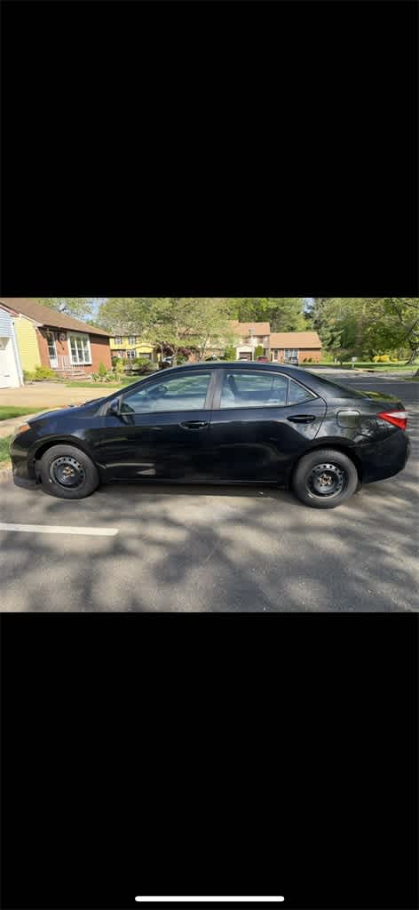Thumbnail: 2015 Toyota Corolla - 37