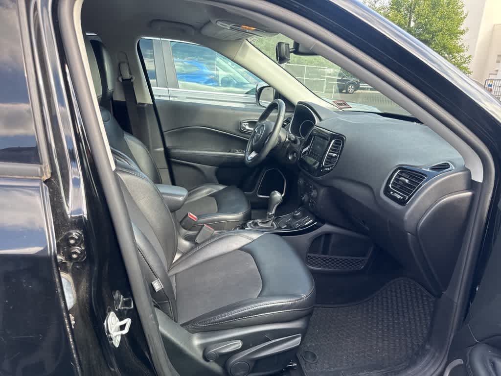 Thumbnail: 2019 Jeep Compass - 14