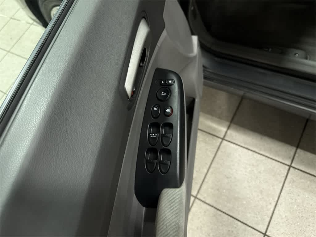 Thumbnail: 2011 Honda Civic - 22