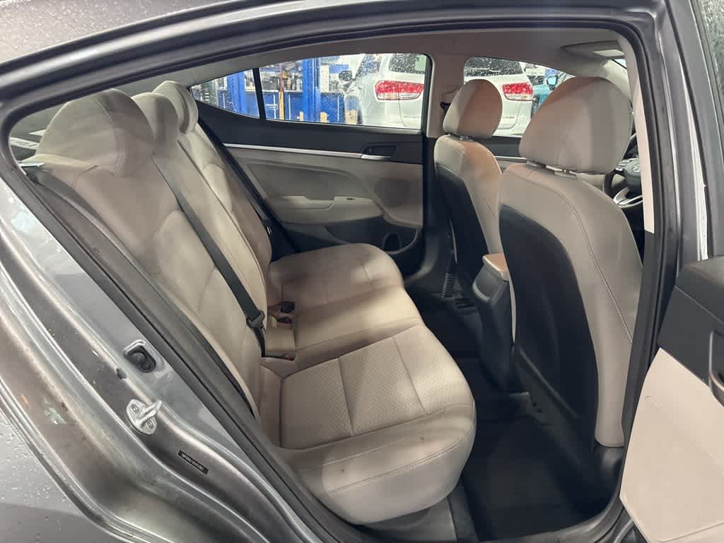 2019 Hyundai Elantra SEL 18