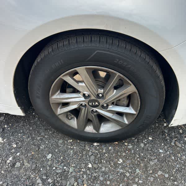 Thumbnail: 2019 Kia Optima - 14