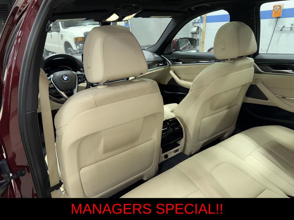 Thumbnail: 2023 BMW 5 Series - 29