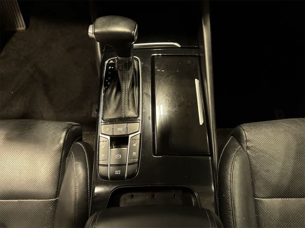 Thumbnail: 2018 Kia Cadenza - 30