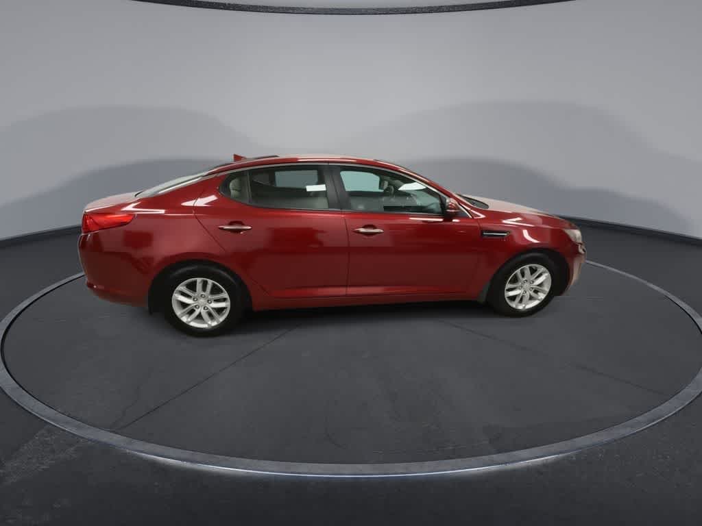 Thumbnail: 2013 Kia Optima - 9