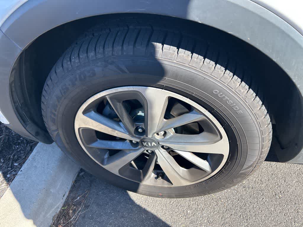 Thumbnail: 2019 Kia Sorento - 14