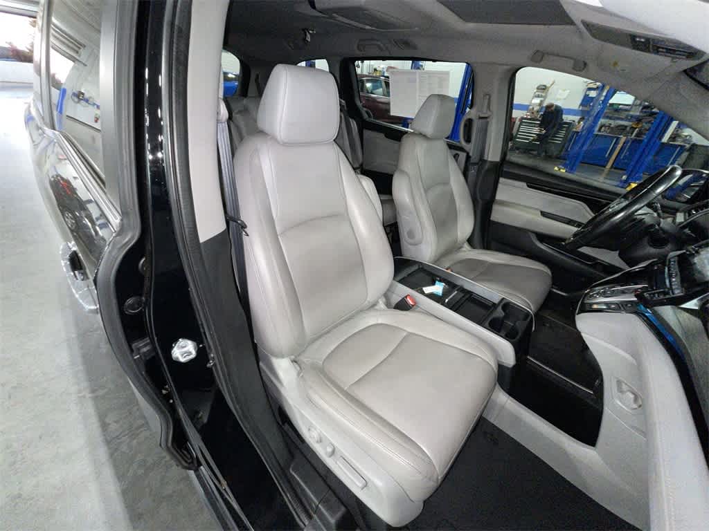 Thumbnail: 2022 Honda Odyssey - 15
