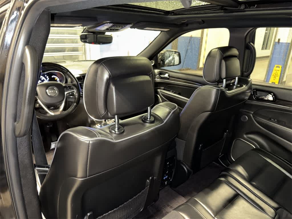 Thumbnail: 2019 Jeep Grand Cherokee - 32