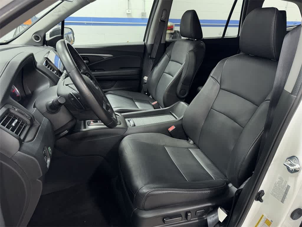 Thumbnail: 2022 Honda Pilot - 15