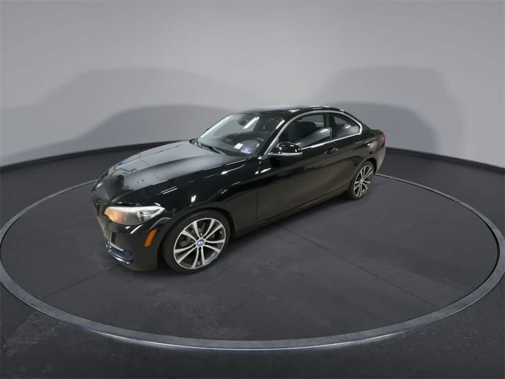 Thumbnail: 2016 BMW 2 Series - 4