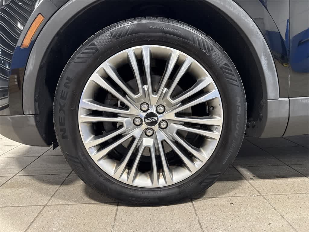 Thumbnail: 2017 Lincoln MKX - 10