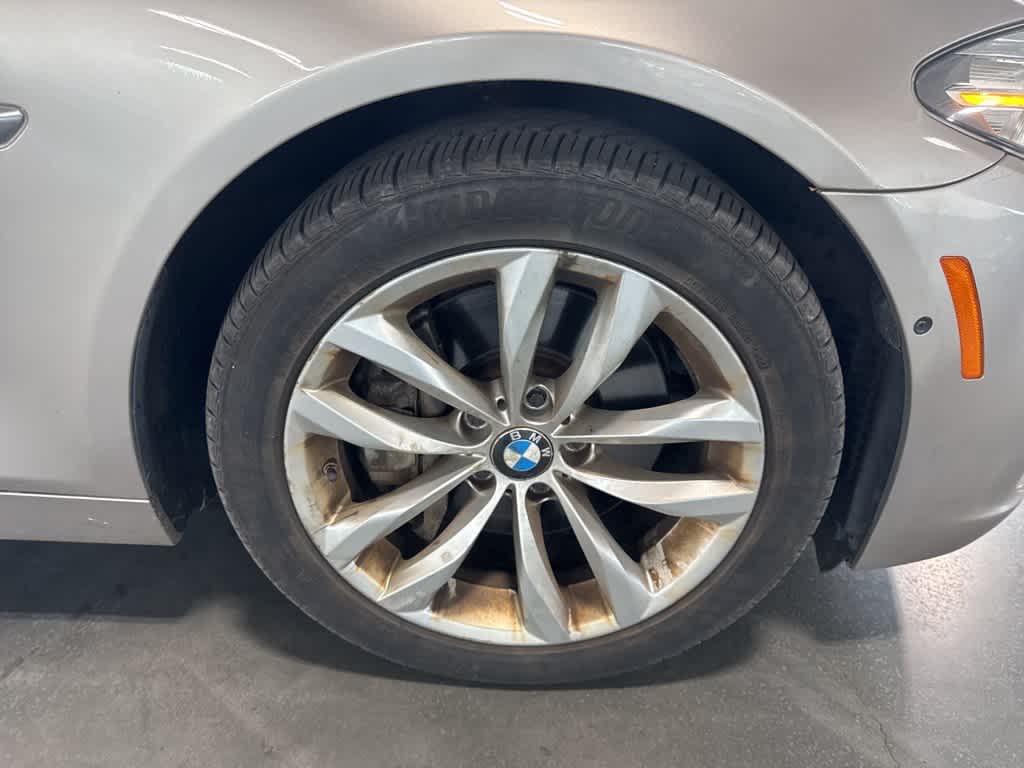 Thumbnail: 2016 BMW 5 Series - 27