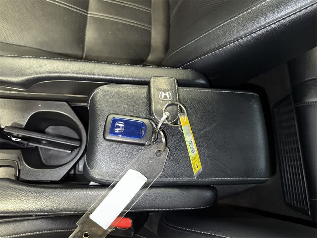 Thumbnail: 2020 Honda Insight - 34