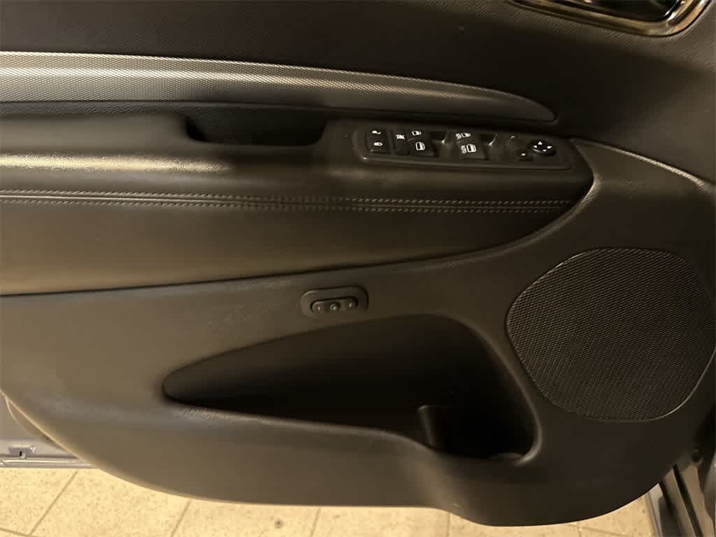 Thumbnail: 2019 Dodge Durango - 24