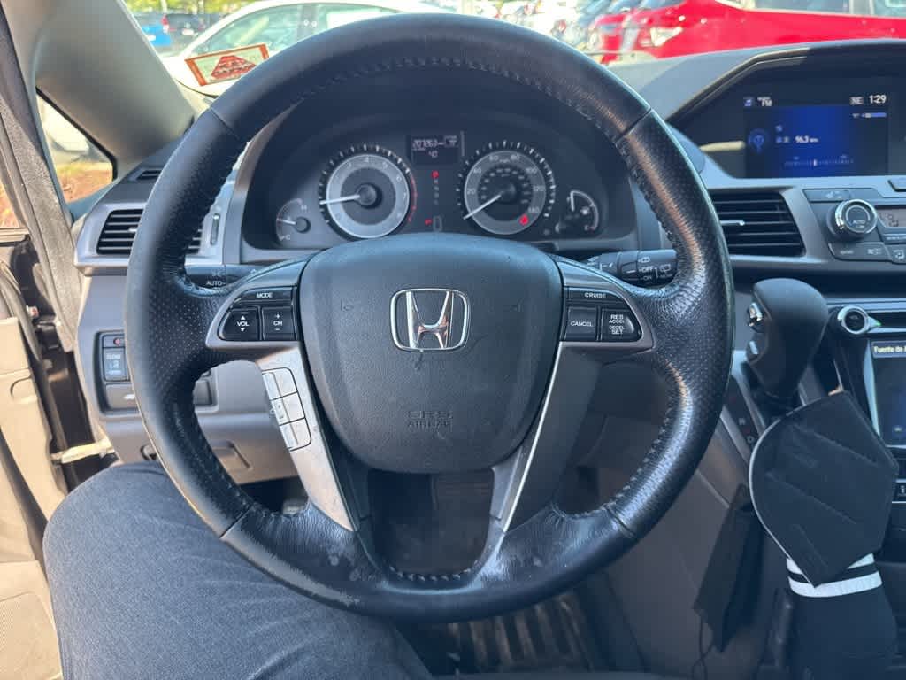 Thumbnail: 2015 Honda Odyssey - 10