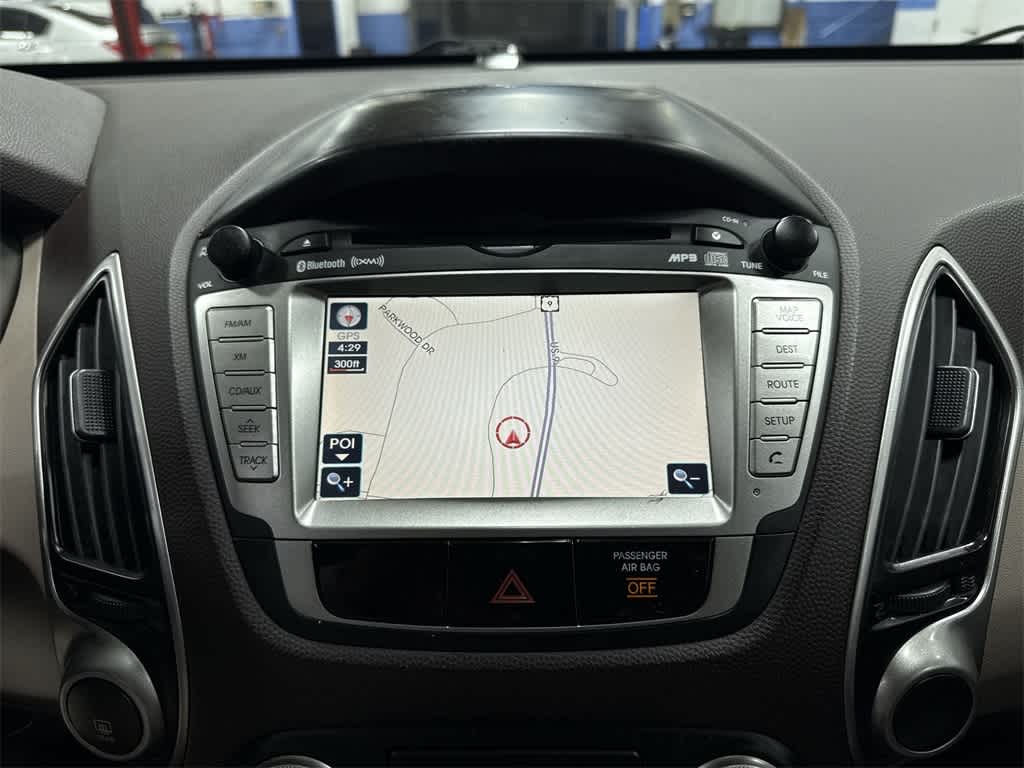 Thumbnail: 2011 Hyundai Tucson - 20