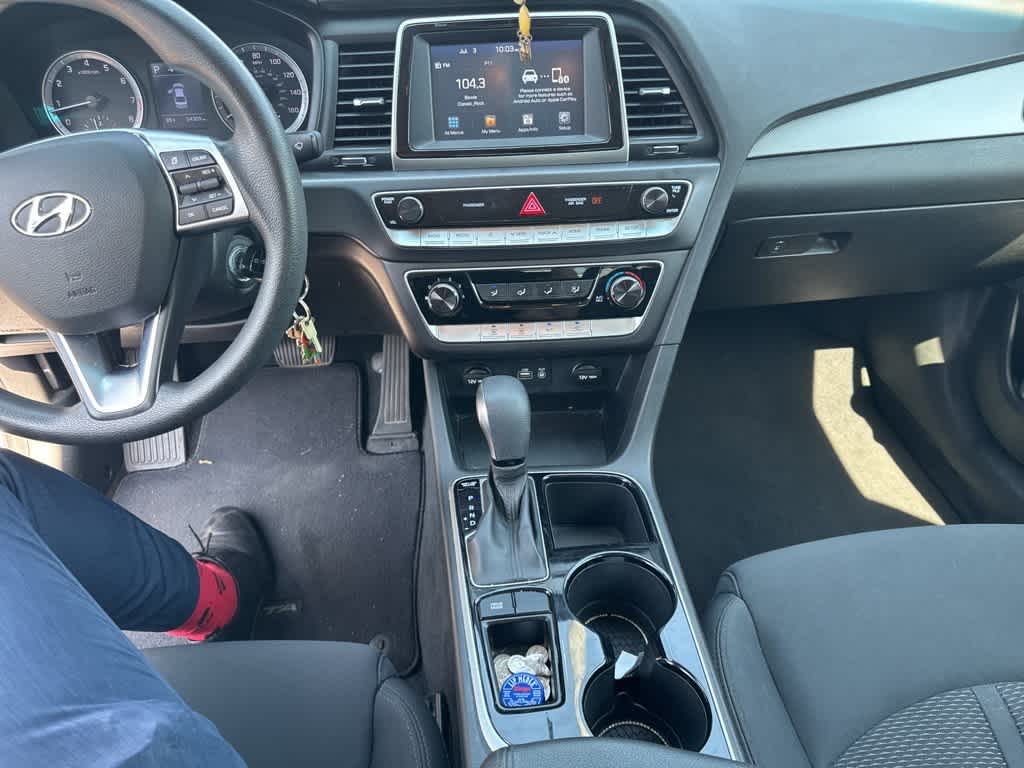 Thumbnail: 2019 Hyundai Sonata - 12