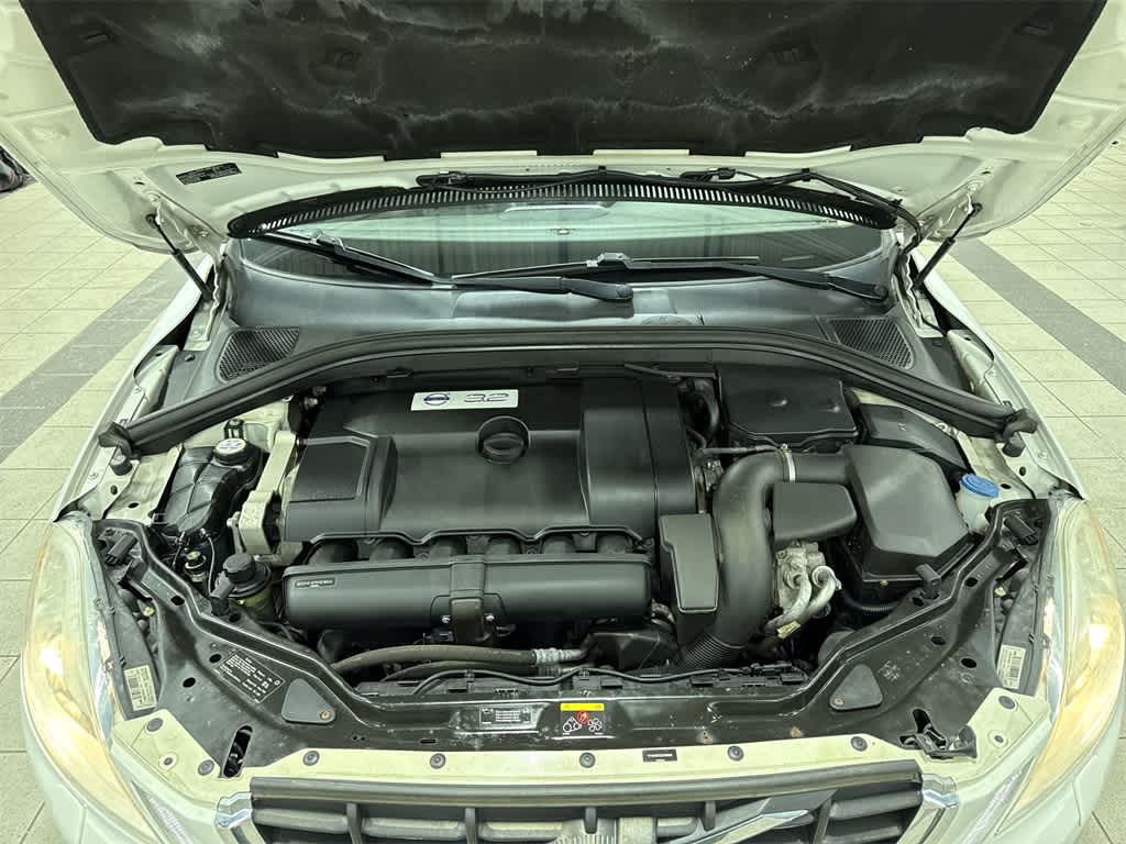 2012 Volvo XC60 3.2 12