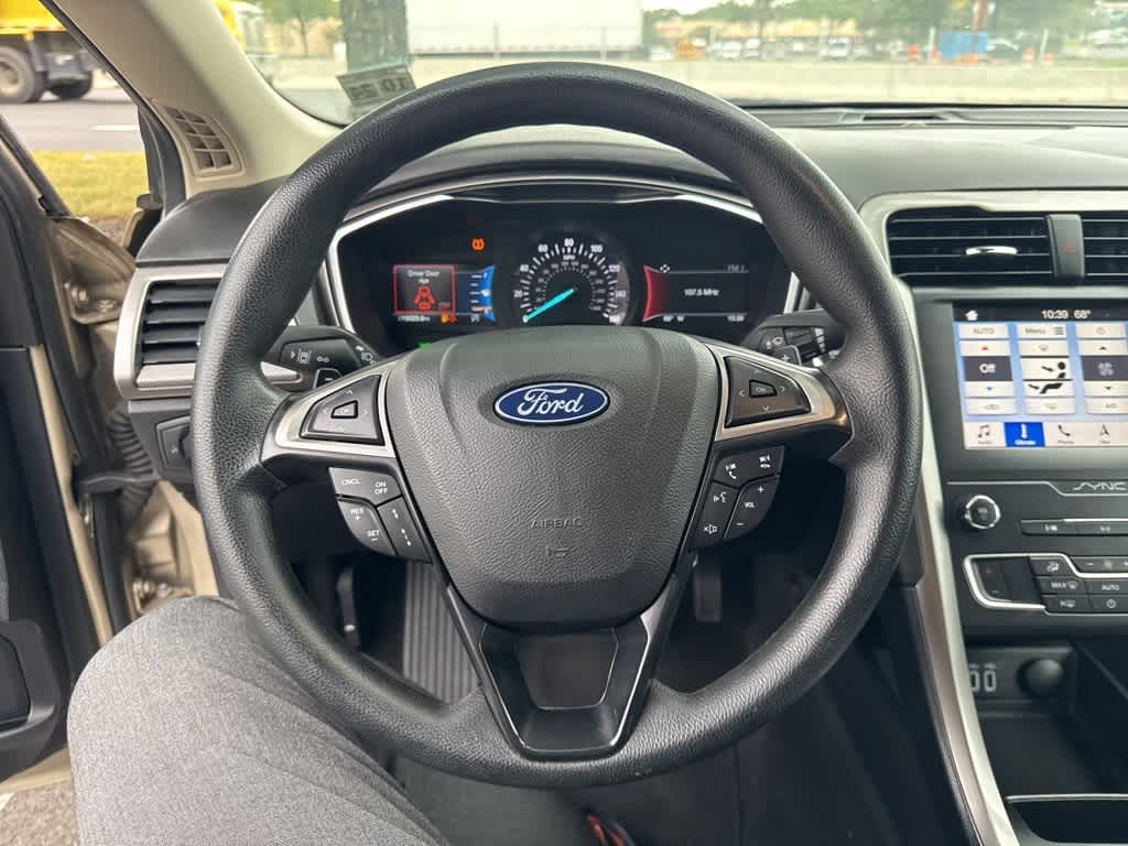 Thumbnail: 2019 Ford Fusion - 8