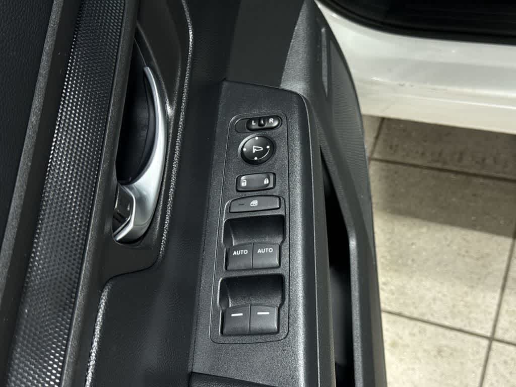 Thumbnail: 2023 Honda CR-V - 22