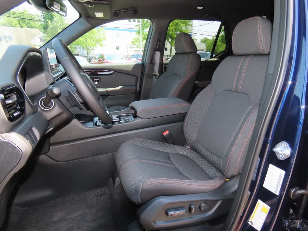 Thumbnail: 2025 Honda Pilot - 12