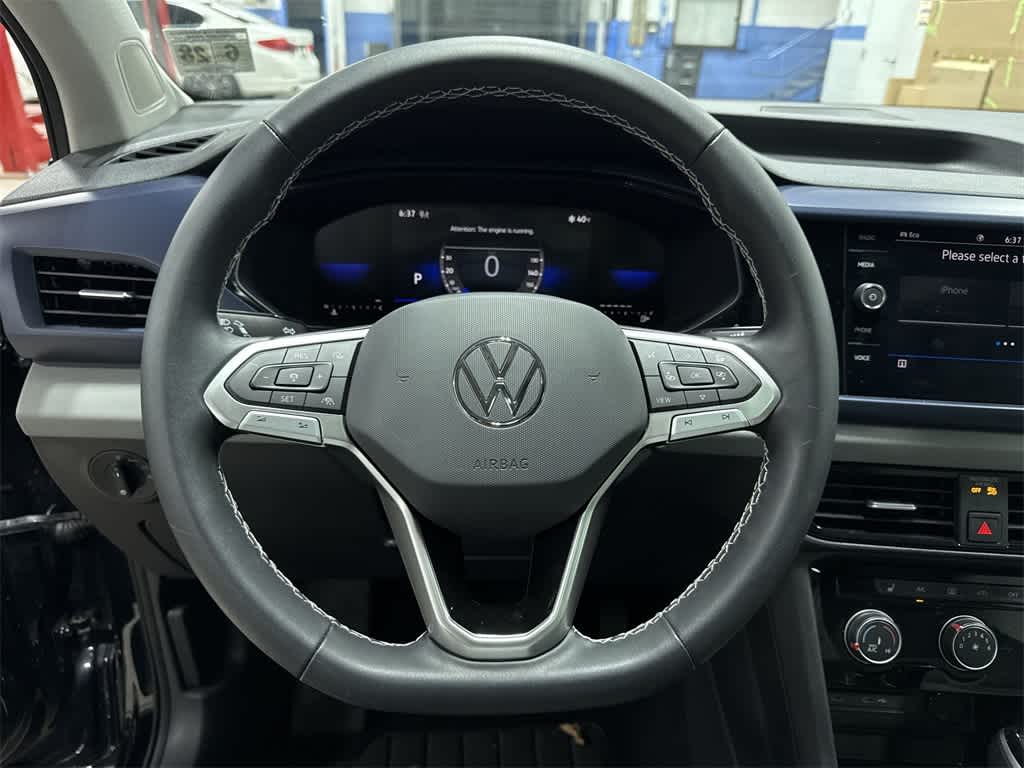 Thumbnail: 2023 Volkswagen Taos - 18