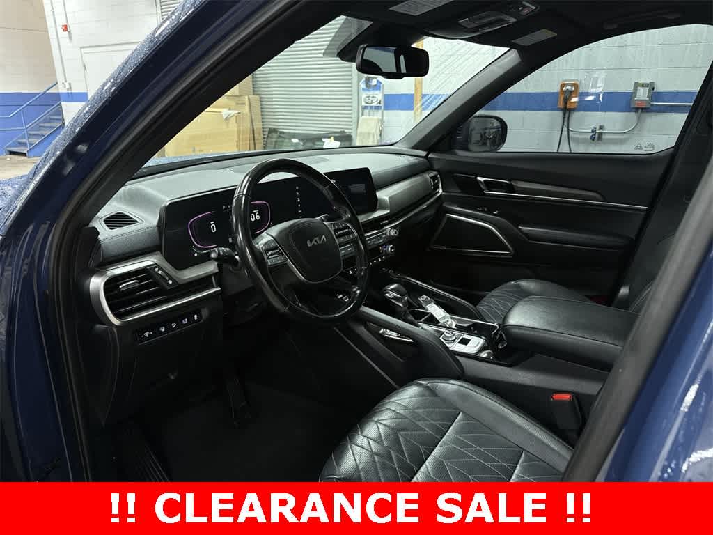 Thumbnail: 2023 Kia Telluride - 30