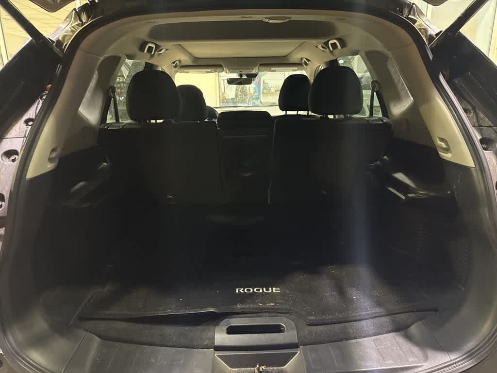 Thumbnail: 2019 Nissan Rogue - 19