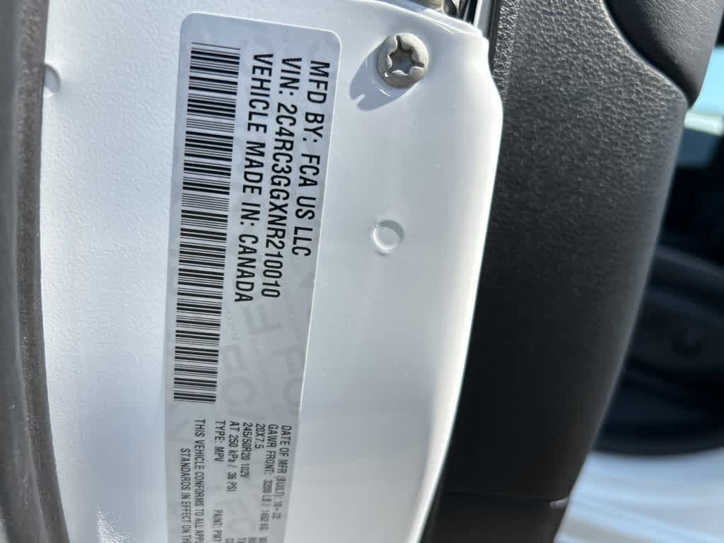 Thumbnail: 2022 Chrysler Pacifica - 16