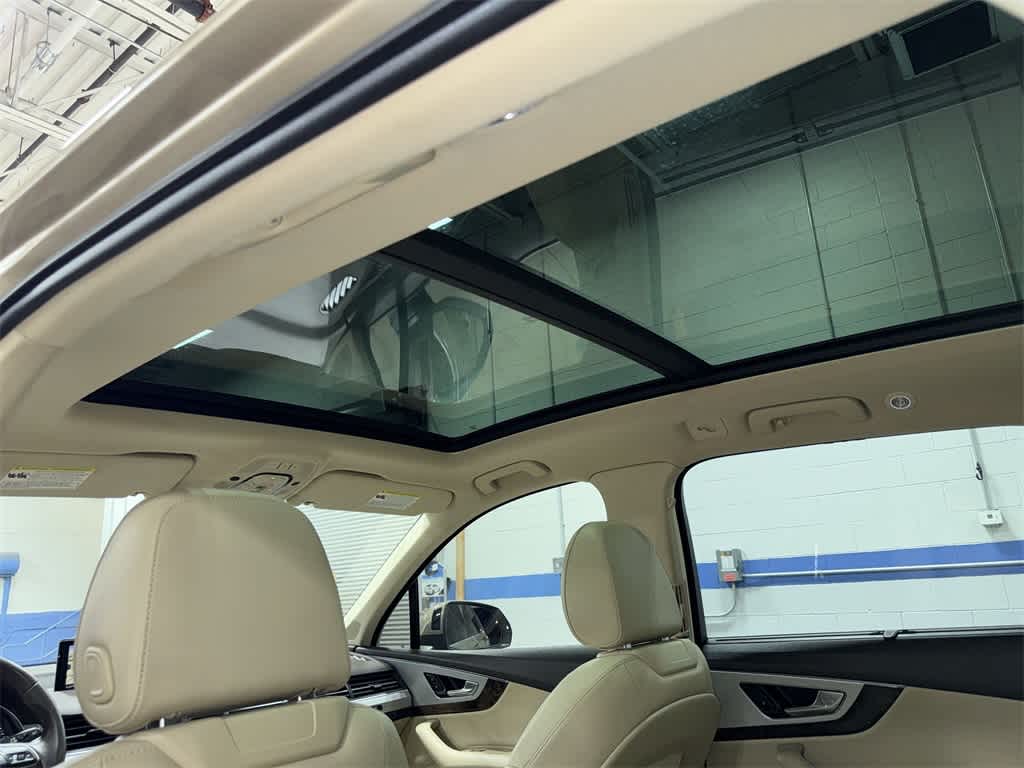 Thumbnail: 2019 Audi Q7 - 25