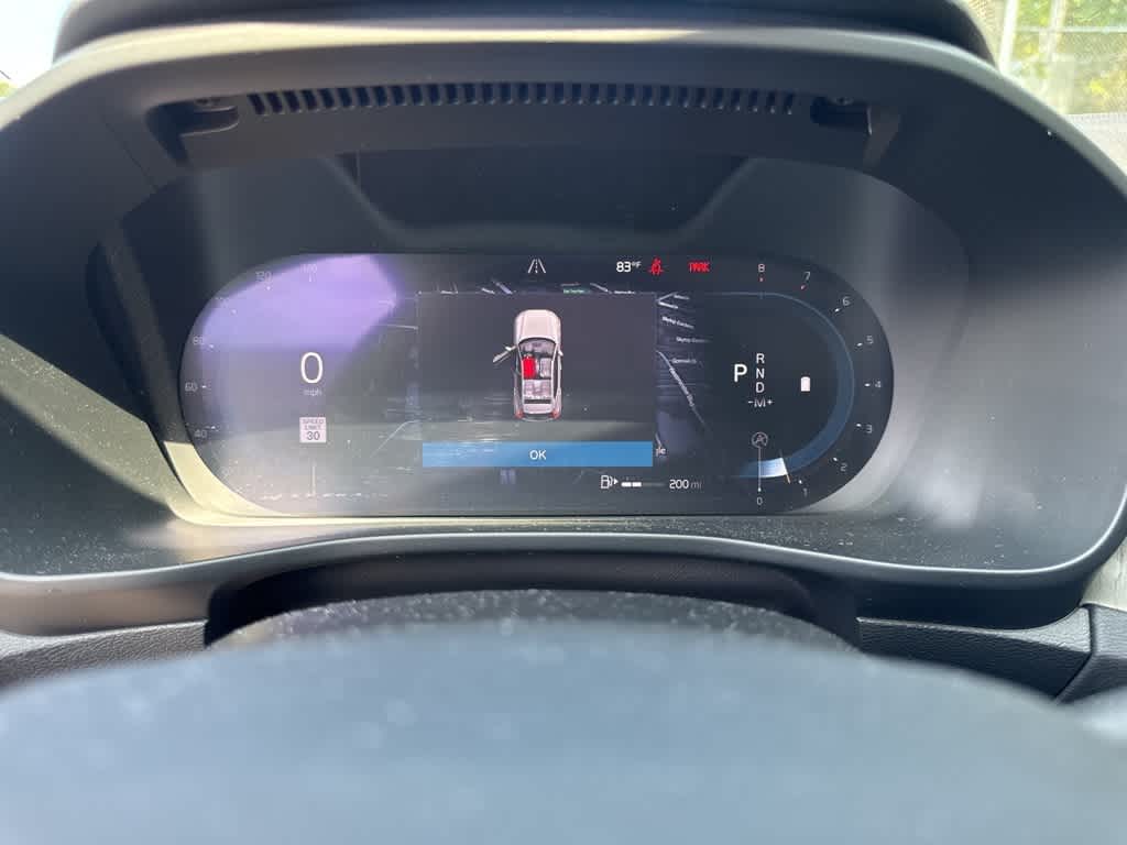 Thumbnail: 2023 Volvo XC40 - 11