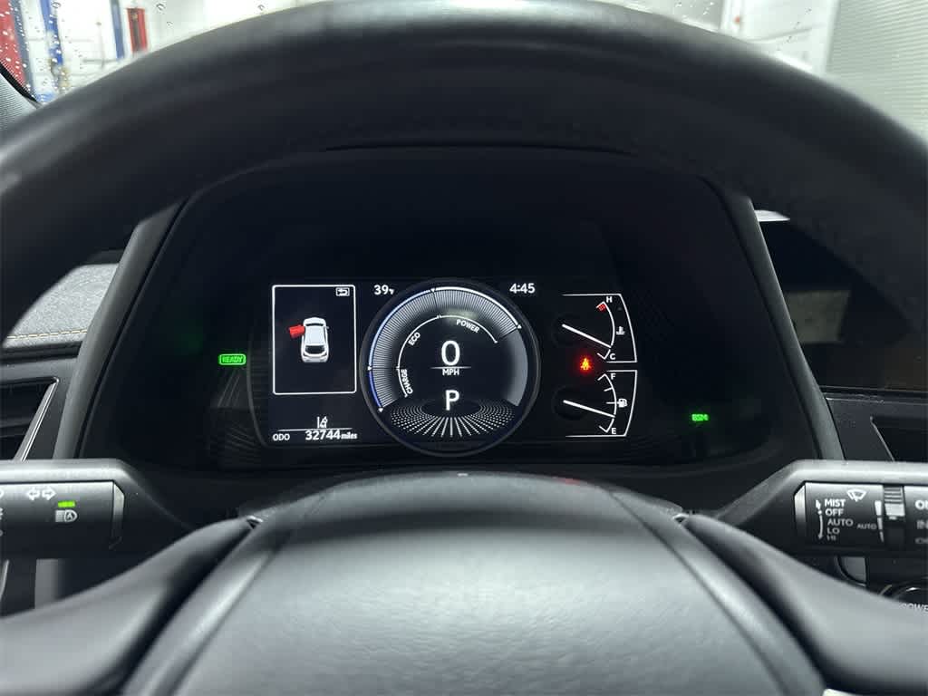 Thumbnail: 2024 Lexus UX - 34