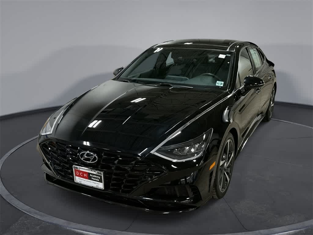 Thumbnail: 2023 Hyundai Sonata - 1