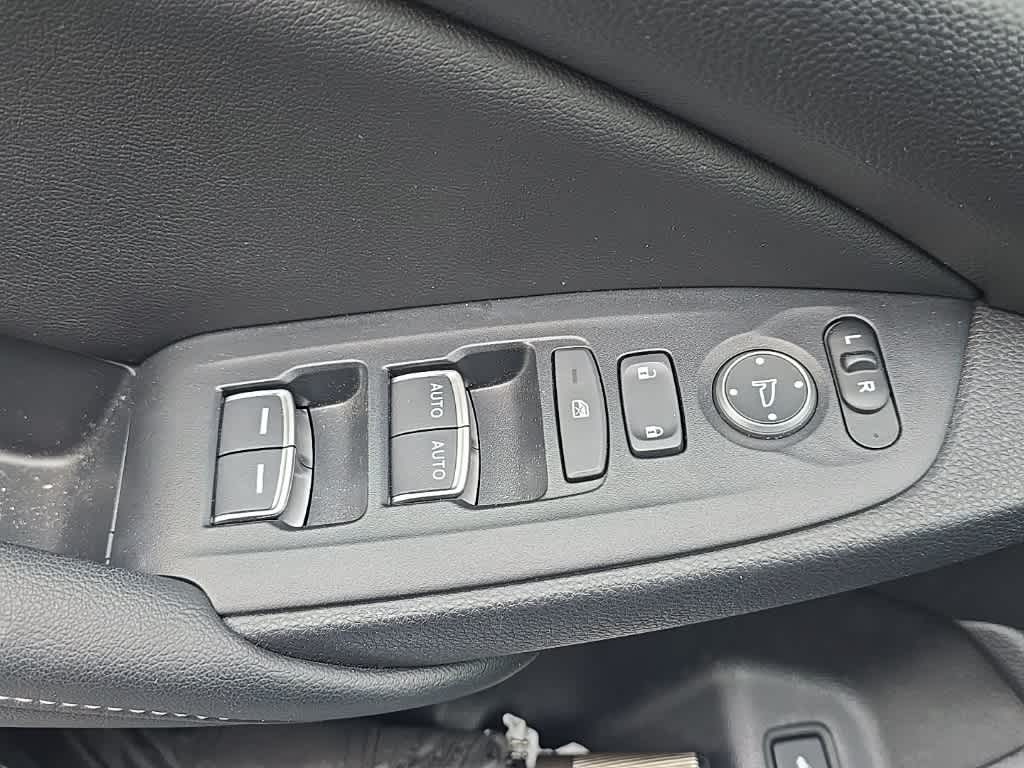 Thumbnail: 2022 Honda Accord - 10