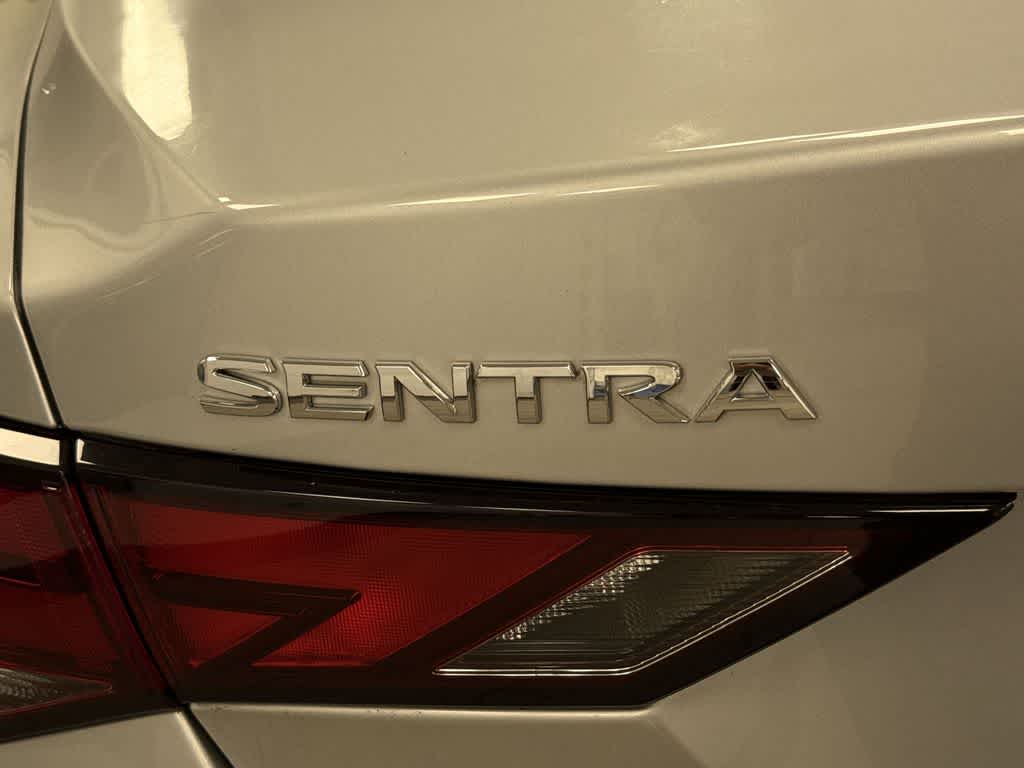 Thumbnail: 2021 Nissan Sentra - 24