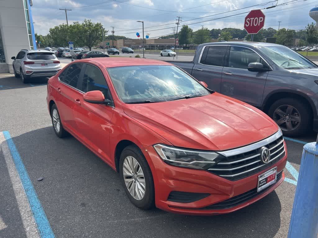 Thumbnail: 2019 Volkswagen Jetta - 3