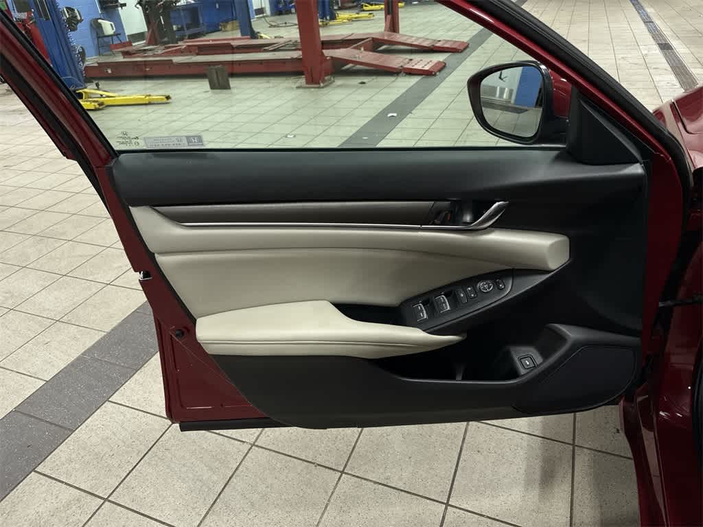 Thumbnail: 2019 Honda Accord - 28