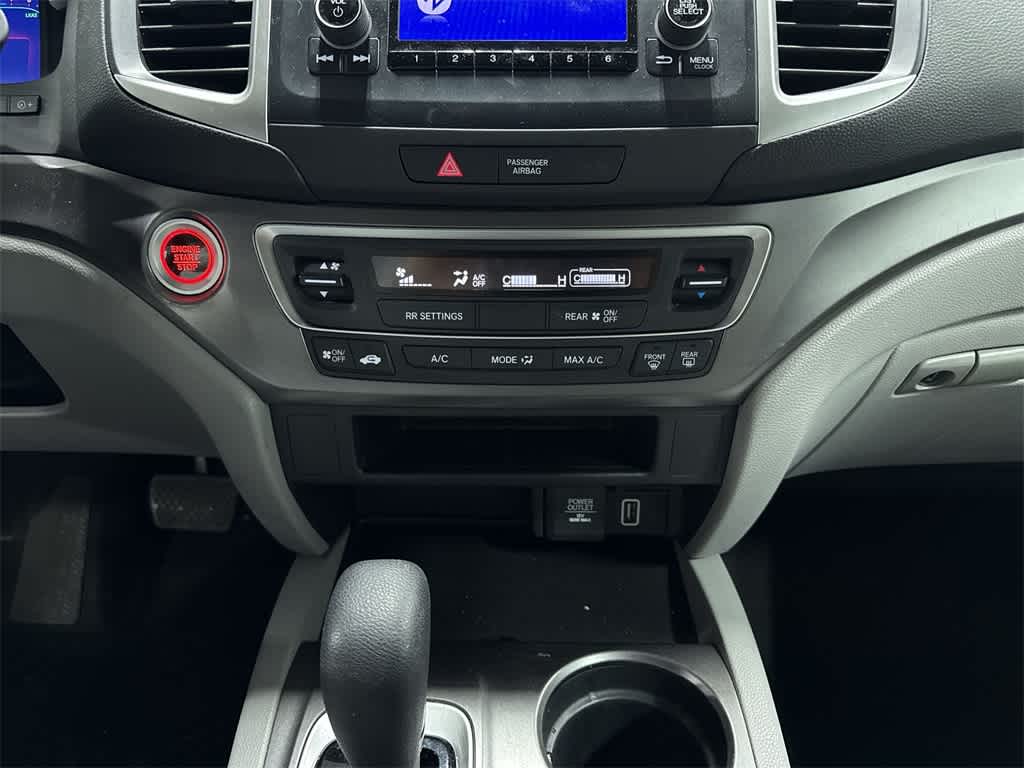 Thumbnail: 2019 Honda Pilot - 22