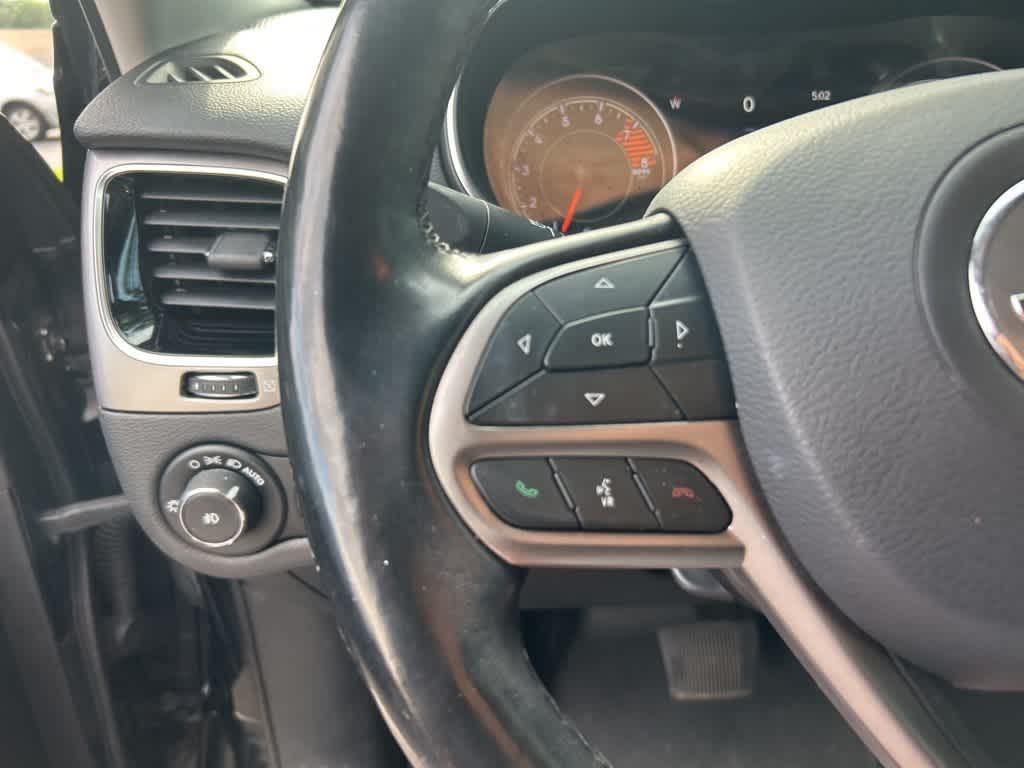 Thumbnail: 2019 Jeep Cherokee - 4